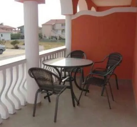 Santoni Apartment Vir Exterior photo