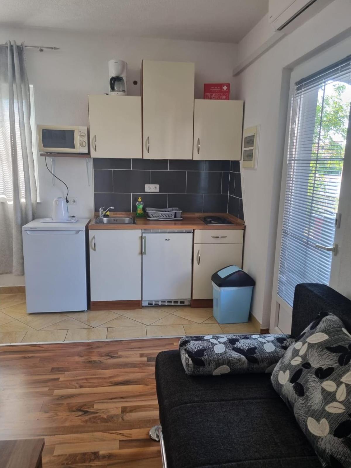 Santoni Apartment *