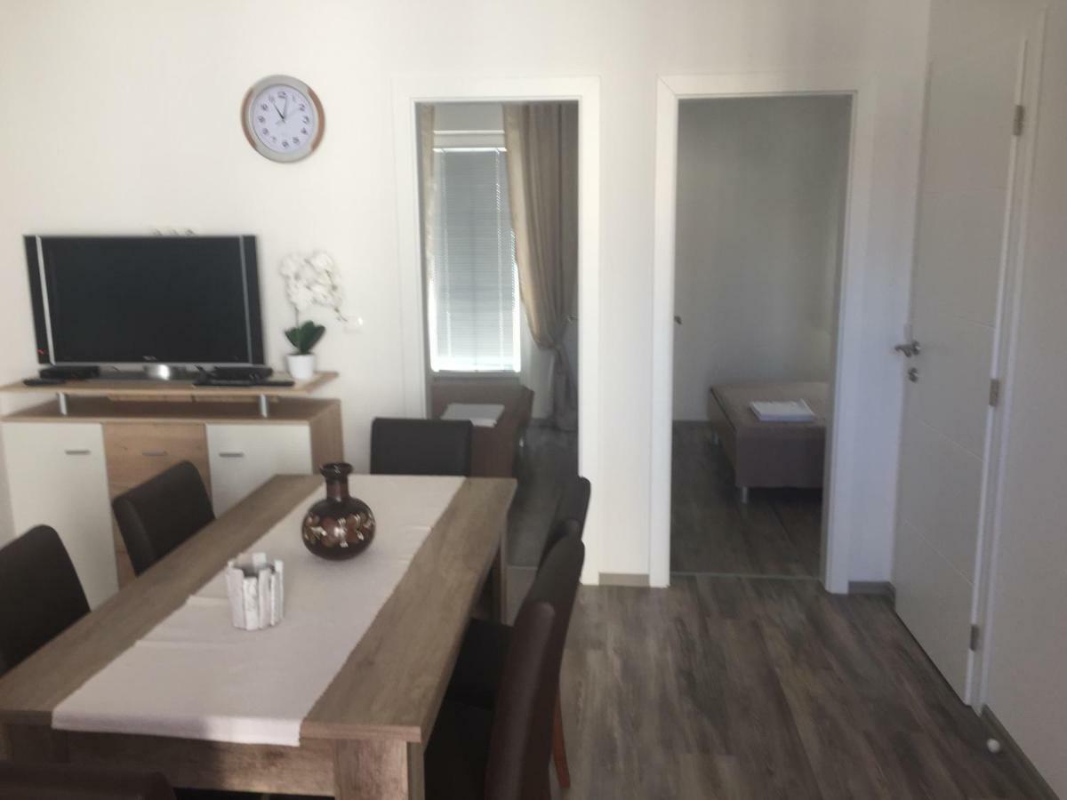 Santoni Apartment